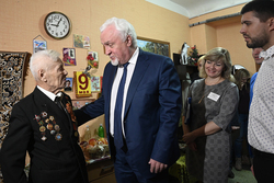 Председатель облдумы Евгений Матушкин встретился с тамбовскими ветеранами