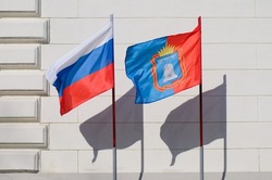 В тамбовских школах теперь будут торжественно поднимать флаг региона