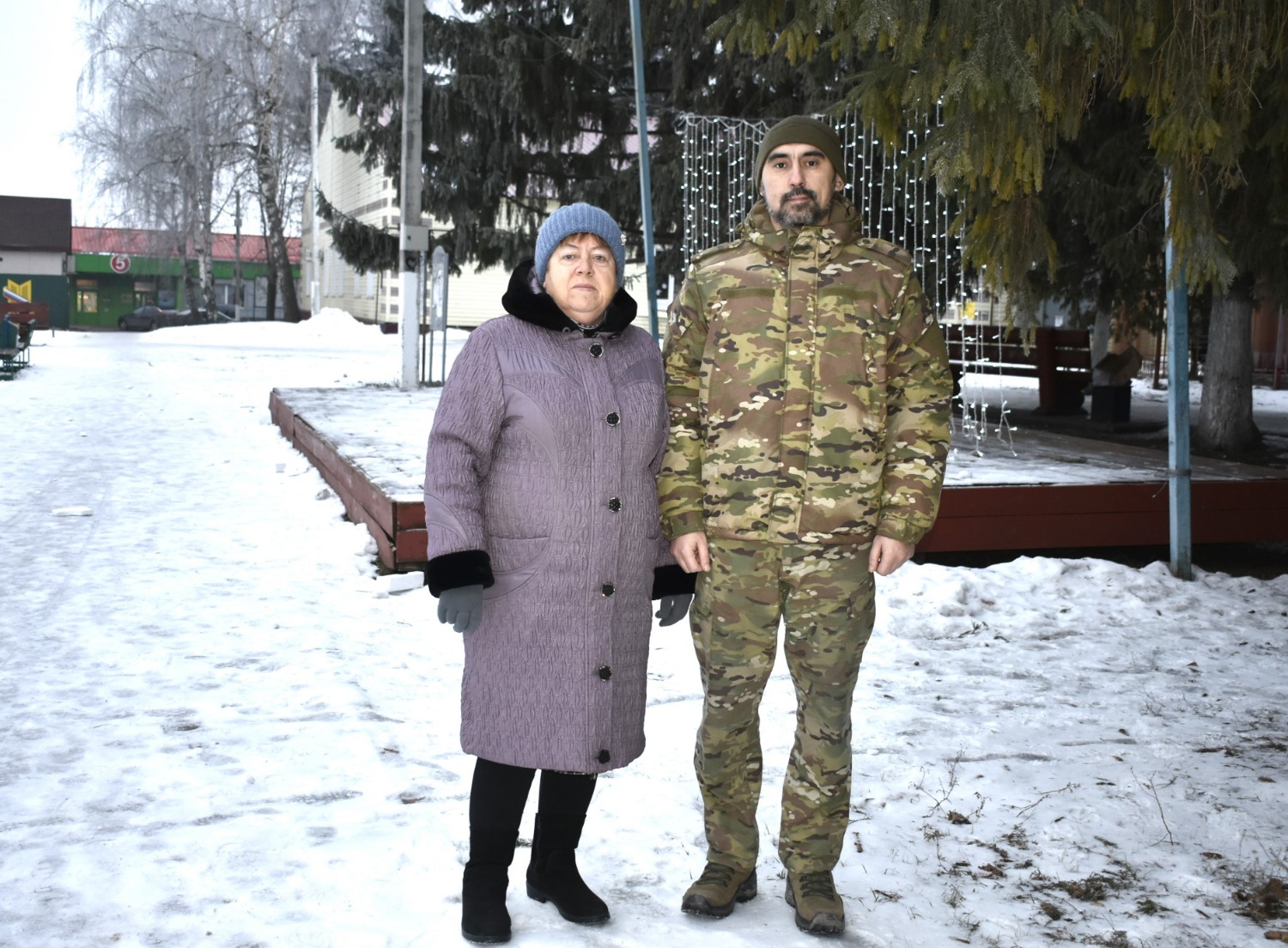 Сергей Гуйда с мамой Диной Серафимовной