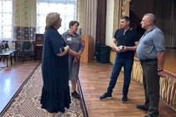 Евгений Первышов осмотрел образовательные объекты в Инжавинском округе
