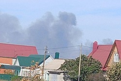 В тамбовском поселке Тихий угол ликвидируют пожар