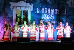 Сегодня, 30 декабря, у «Кристалла» 2024 год будут провожать сказками