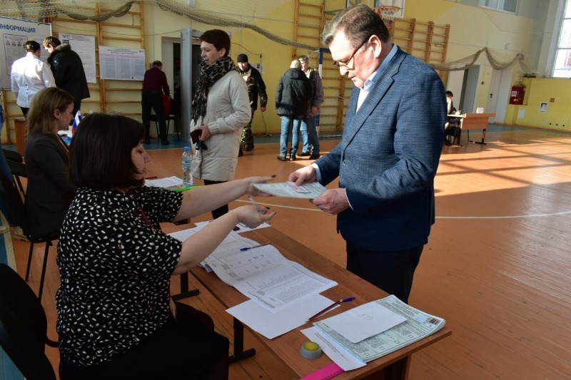 Директор знаменского