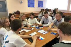 Исторический «РосКвиз»: сторонники «Единой России» и тамбовские молодогвардейцы организовали интеллектуальную игру
