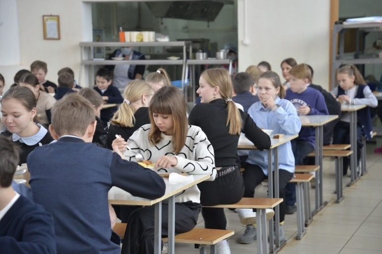 вопросы на тему школьное питание. федеральный центр мониторинга школьного питания. федеральный центр мониторинга школьного питания. горячее питание вначальных класссах. федеральный мониторинг питания обучающихся и вкладка foot.