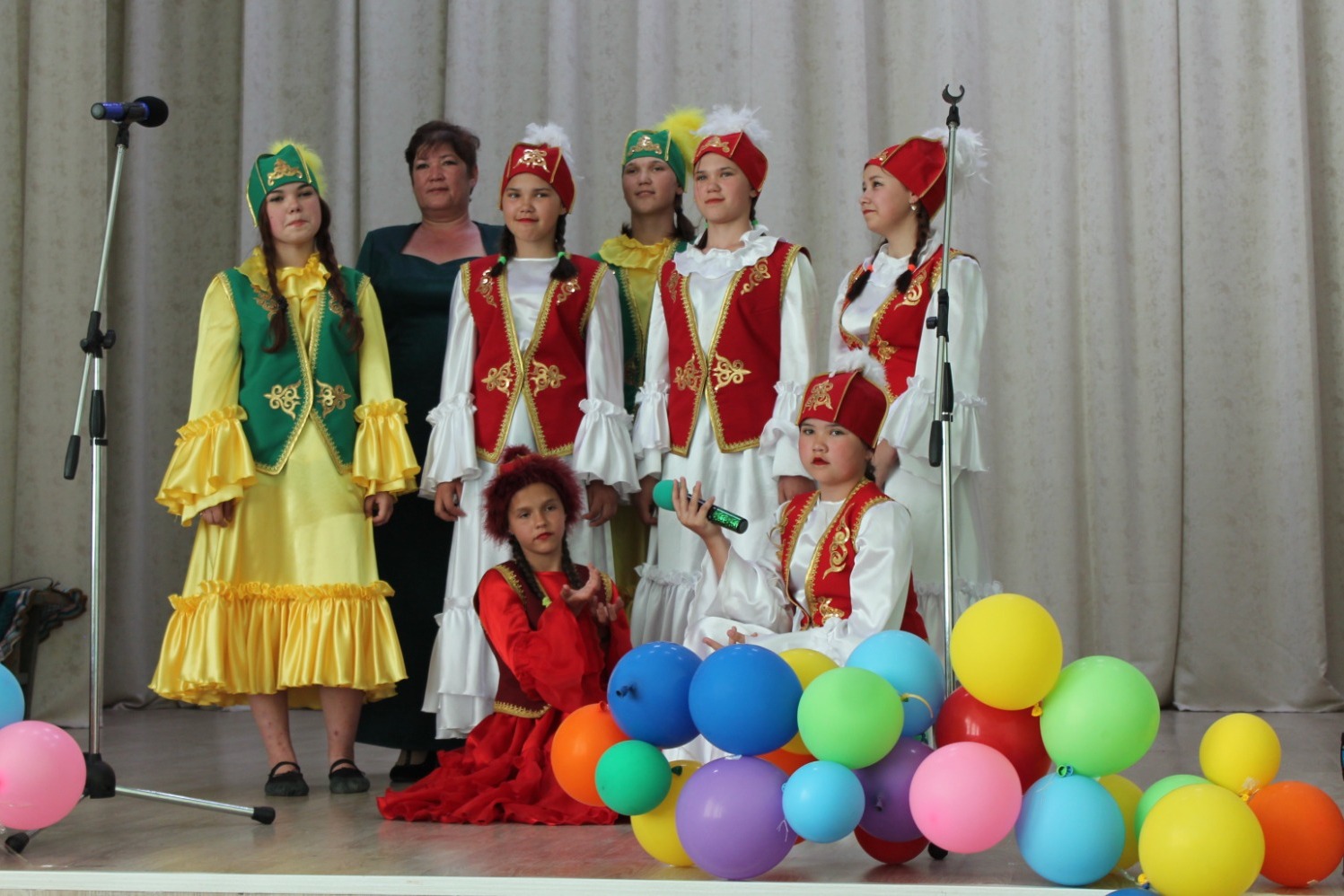 Казахский коллектив «Айдана»