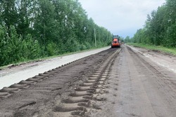 Продолжается ремонт дороги, проходящей по Токарёвскому и Жердевскому округам