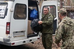 Моршанские казаки передали гуманитарную помощь врачам ЛНР