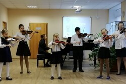 Тамбовская школа искусств №3 получила музыкальные инструменты и оборудование на 6 млн рублей