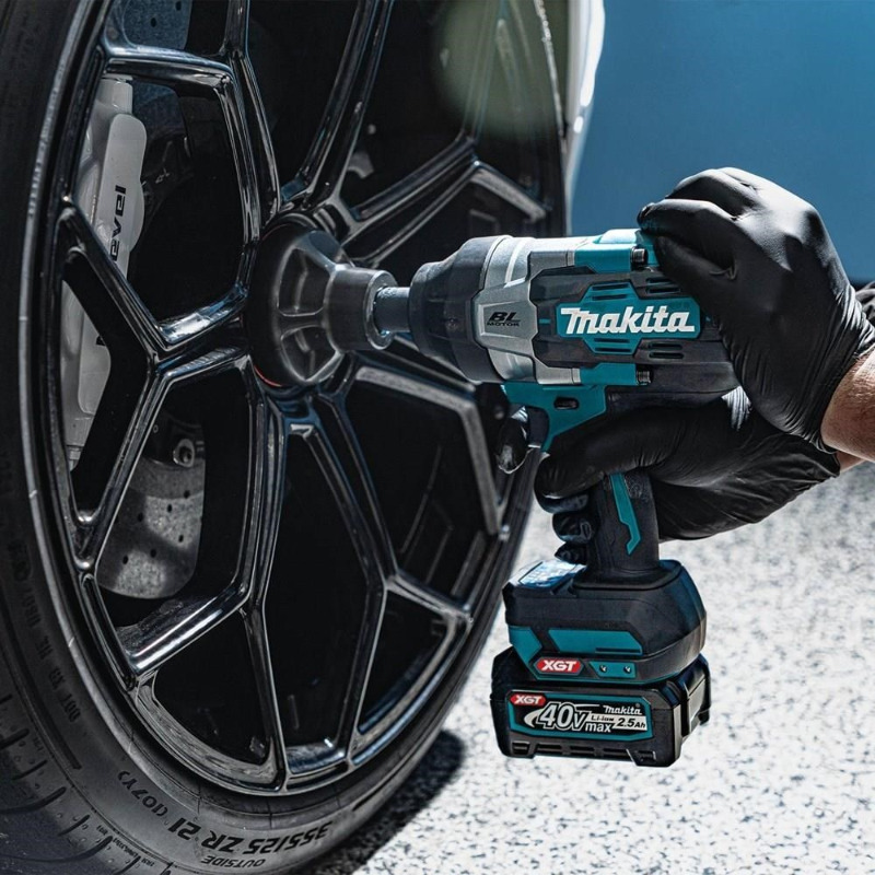 MAKITA 40V MAX XGT
