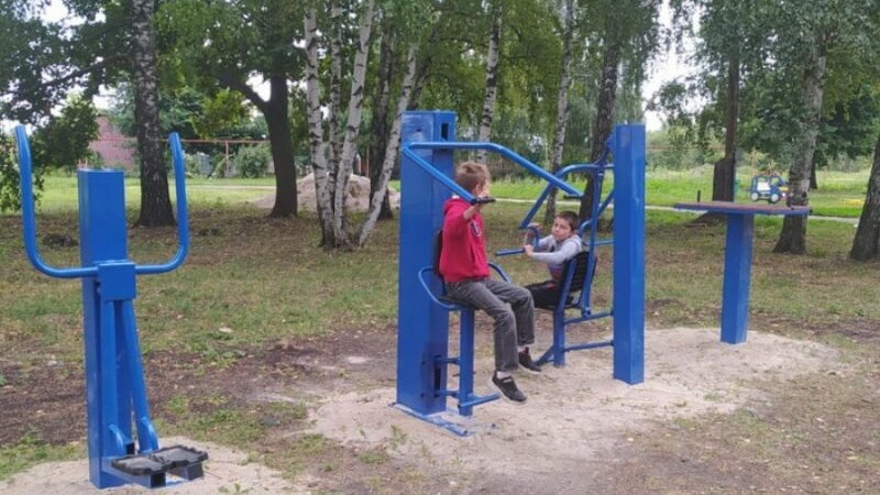 Монтаж уличных тренажеров на бетонное основание