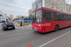В Тамбове «Опель» под управлением юной водительницы торпедировал автобус