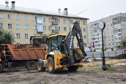 Дмитрий Самородин призвал ускорить темпы реконструкции площади Льва Толстого