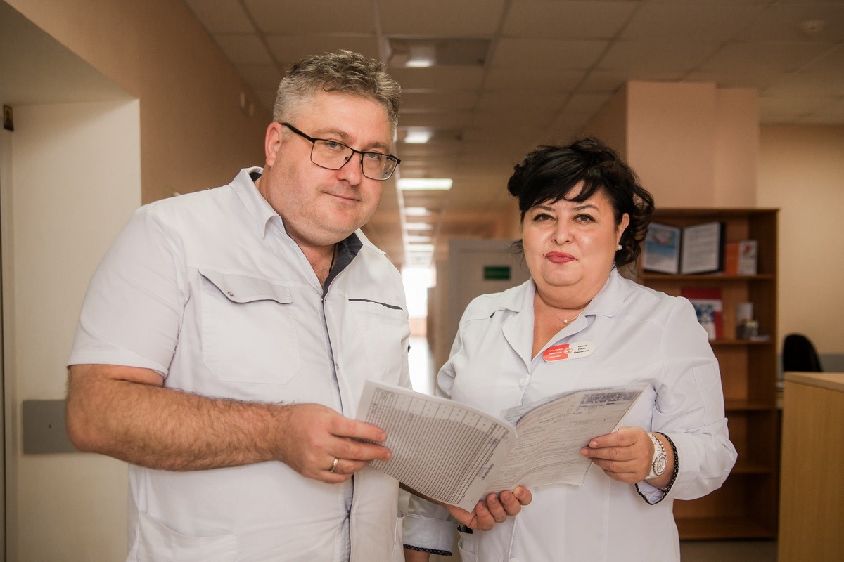 Супруги — врачи Олег Миронов и Елена Ежова
