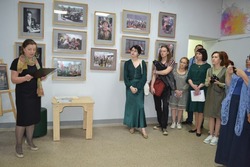 В тамбовской библиотеке открылась фотовыставка, посвященная юбилею Победы