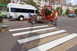 В Тамбове делают дорожную разметку из термопластика