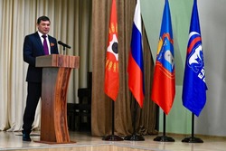 Евгений Первышов обсудил с активистами «Единой России» развитие образования 