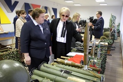 Тамбовские депутаты оценили условия центра допризывной подготовки «Авангард»
