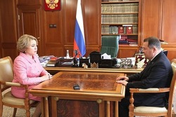 Максим Егоров и Валентина Матвиенко провели рабочую встречу