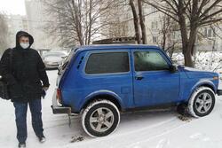 В Тамбовском районе глава сельсовета передал медикам служебный автомобиль
