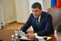 Неделя Евгения Первышова — о весенней пропаже дорог, росте цен и капремонте