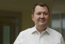 Максим Егоров поздравил моряков с Днём военно-морского флота