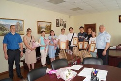 Тамбовские подростки спасли женщину, на которую напал преступник
