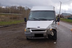 В Платоновке столкновение при выезде на дорогу обернулось серьёзными травмами