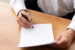 Тамбовский нотариус пояснил, как засвидетельствовать подлинность подписи физлица на документе