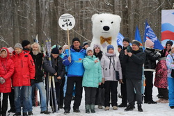 Работники «Электроприбора» проводили зиму спортивным праздником