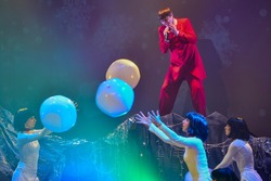 Актеры Тамбовского молодежного театра подарили тамбовчанам серию концертов 