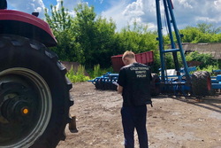 В Мичуринском районе слесарь-сварщик погиб при сцепке трактора и культиватора