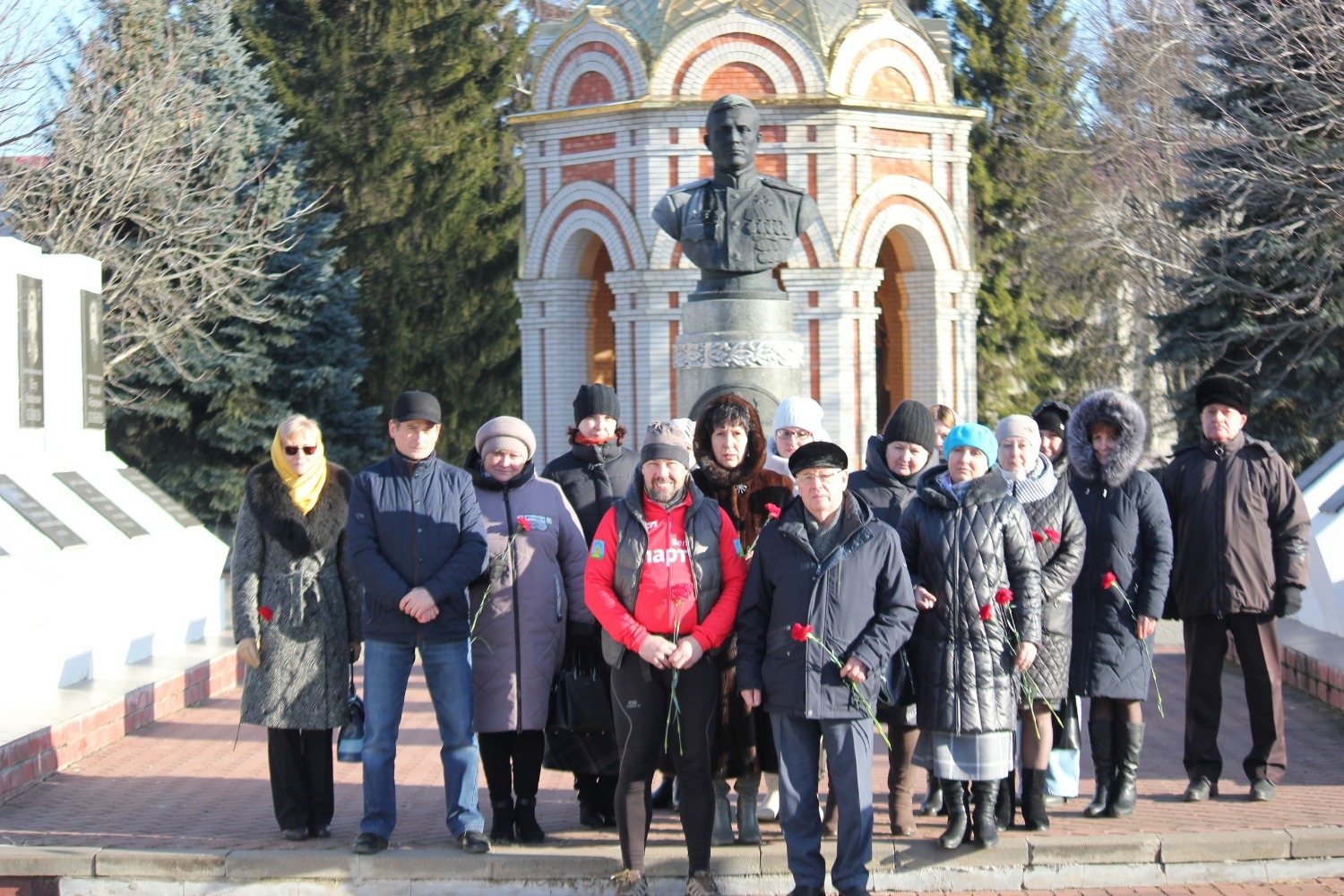 Александр Осипов посетил Токарёвский мемориальный комплекс