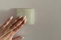 Сетевую компанию за нарушение срока подключения к электросети оштрафовали