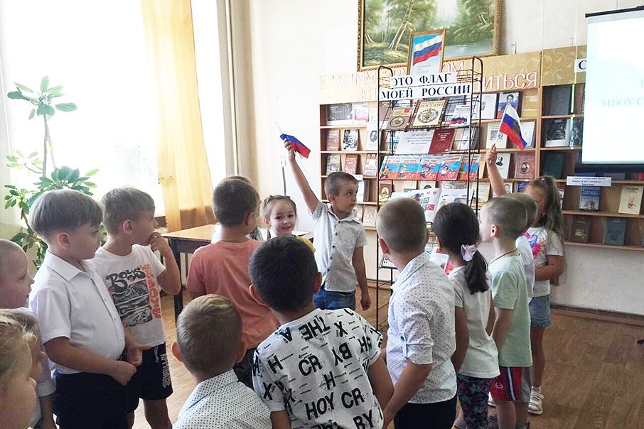 Тематический час для дошкольников в городской библиотеке
