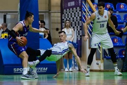 Баскетбольный клуб «Тамбов» победил в Новосибирске и проиграл в Барнауле