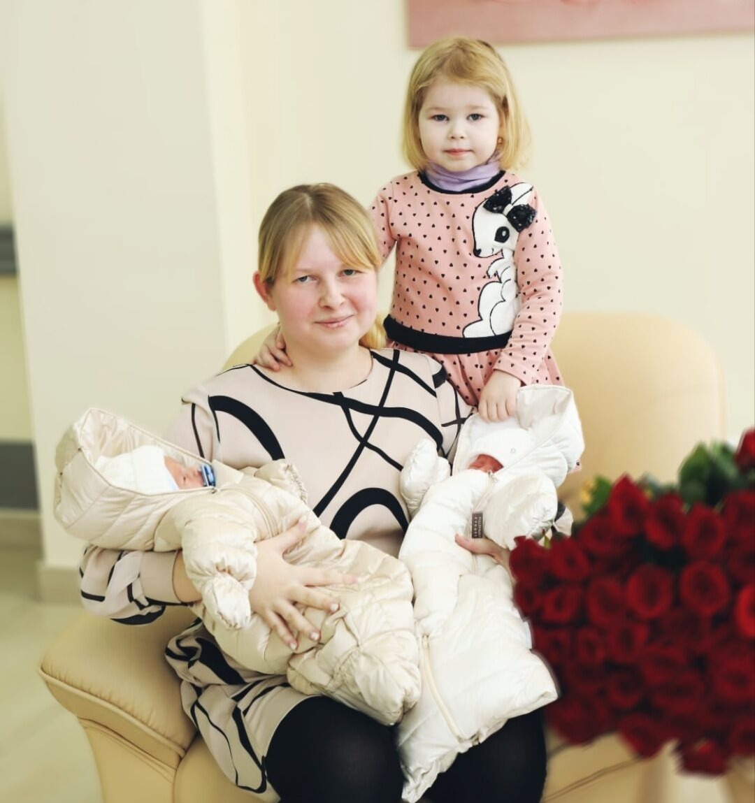 Ирина Субботина с детьми