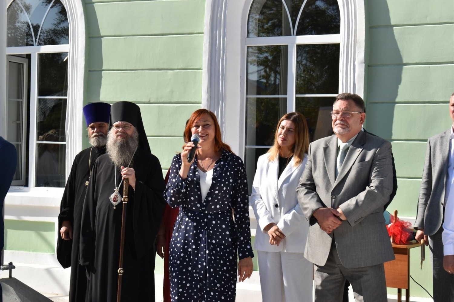 Министр ТЭК и ЖКХ Тамбовской области Елена Бабикова (в центре)
