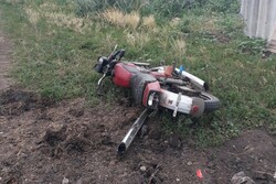 В Знаменском районе подросток без прав перевернулся на мотоцикле