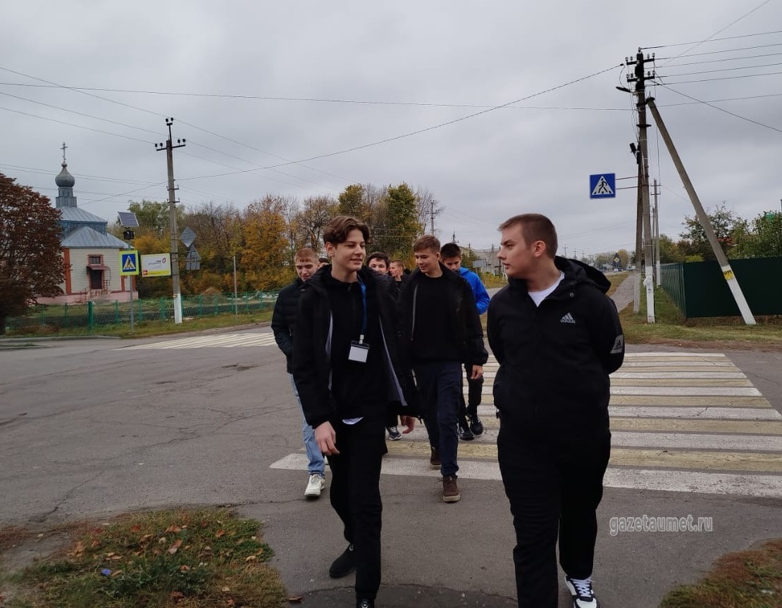 Пешая прогулка по Умëту