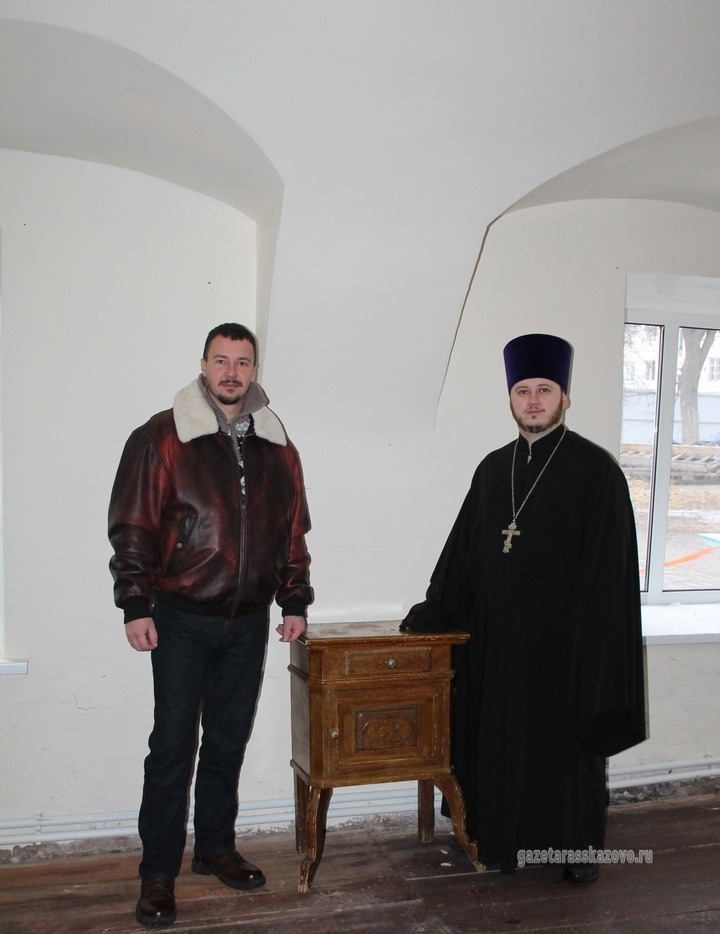 Иерей Артемий Синючков и дальний потомок Полторацких — Николай Лепехин, январь 2023 года