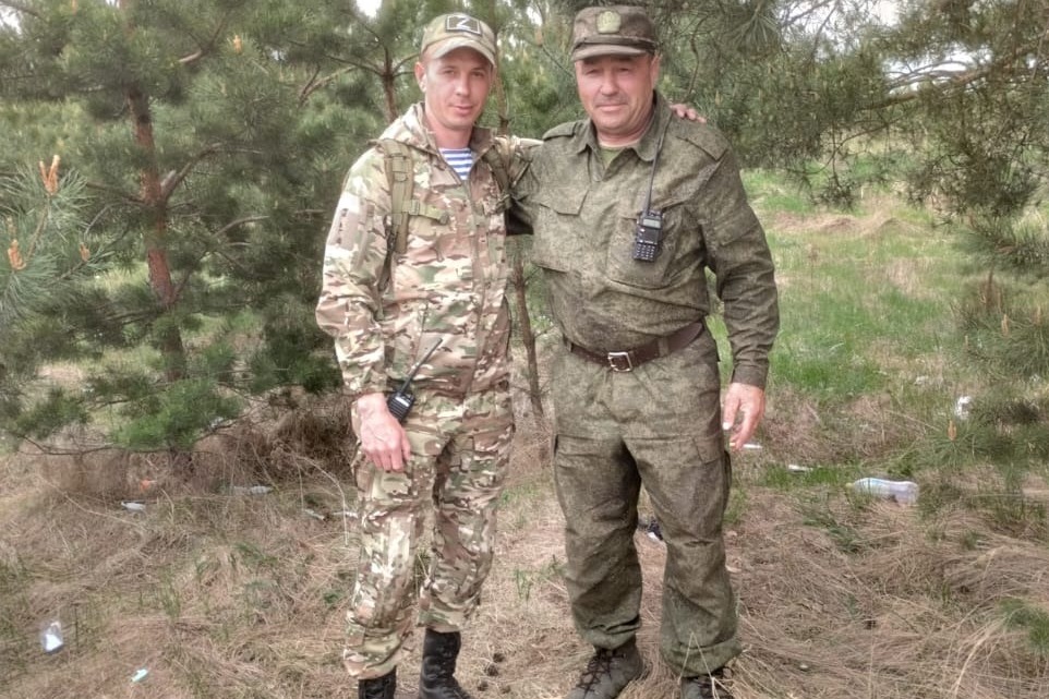 Александр Бодров с племянником Олегом во время боевого слаживания