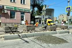 Центральная магистраль областного центра обретает новый облик
