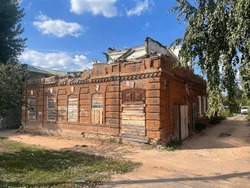 В Тамбове продали по рублю ещё два дома-памятника