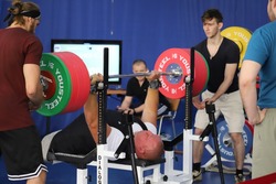 В Тамбове прошел чемпионат ЦФО по пауэрлифтингу