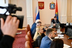Евгений Первышов раскритиковал проект строительства Кирсановской больницы 
