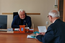Председатель Тамбовской областной Думы Евгений Матушкин провел приём граждан