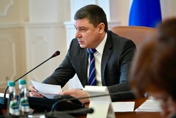 Евгений Первышов: у нас должна быть система наведения порядка на автодорогах и во дворах