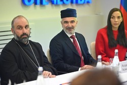 Максим Егоров обсудил с представителями религиозных конфессий оказание помощи участникам СВО