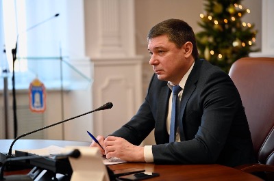 Неделя Евгения Первышова: от губернаторской планерки до Госсовета и кремлевской «Ёлки желаний»